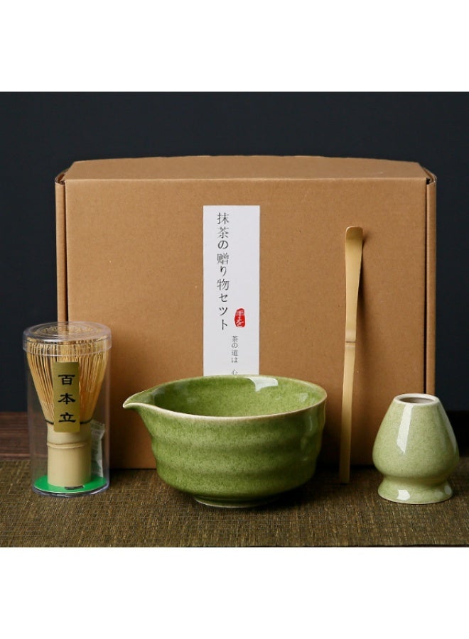 مجموعة مضرب الشاي الماتشا 4 قطع، مجموعة شاي الماتشا اليابانية، أدوات حفل الشاي الماتشا التقليدية بما في ذلك وعاء خزفي بمنقار للصرف، مكفوف شاي من الخيزران، مضرب شاي من الخيزران، حامل المضرب الخزفي (لون أخضر الماتشا)